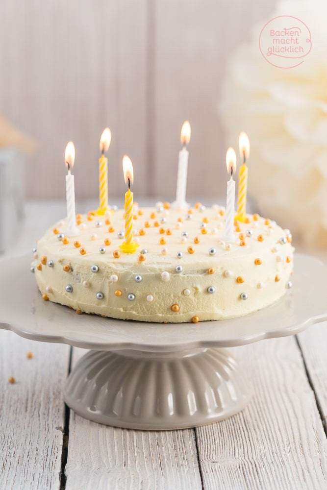 Einfache Geburtstagskuchen
 Einfache leckere Geburtstagstorte