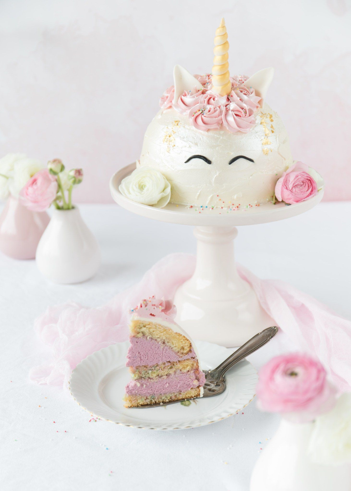 Einhorn Geburtstagstorte
 Einhorn Torte Zum Bloggeburtstag von Feines Handwerk