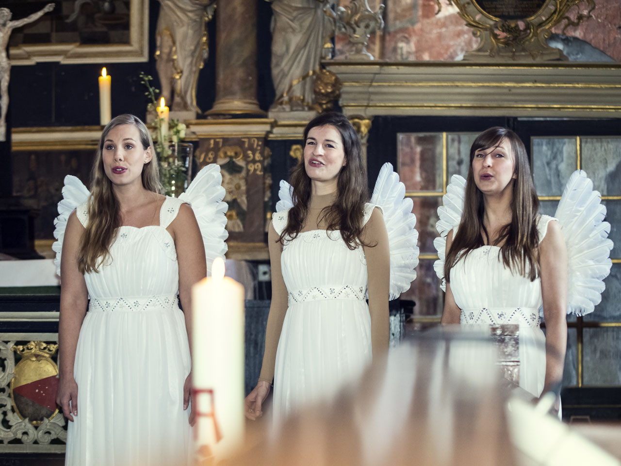 Einzug Hochzeit Orgel
 KIRCHLICHE TRAUUNG HOCHZEITSFOTOS IN KIRCHE