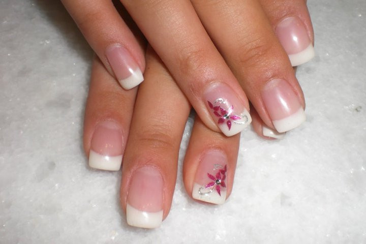 Elegantes Nageldesign
 Nageldesign