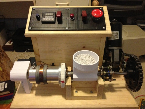 Filament Extruder Diy
 3ders 83 year old inventor wins $40 000 award for