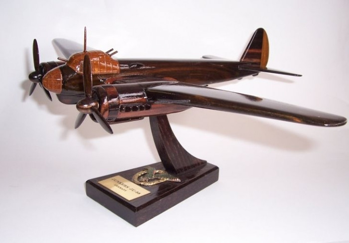 Flugzeug Geschenke
 Junkers JU 88 Holz Modelle Flugzeug Geschenke