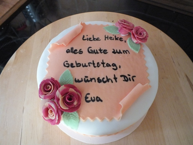 Fondant Geburtstagstorte
 Mini Torte mit Fondant