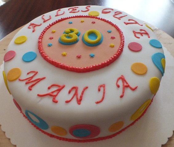 Fondant Geburtstagstorte 20 Ideen Für Bunte Fondant Geburtstagstorte