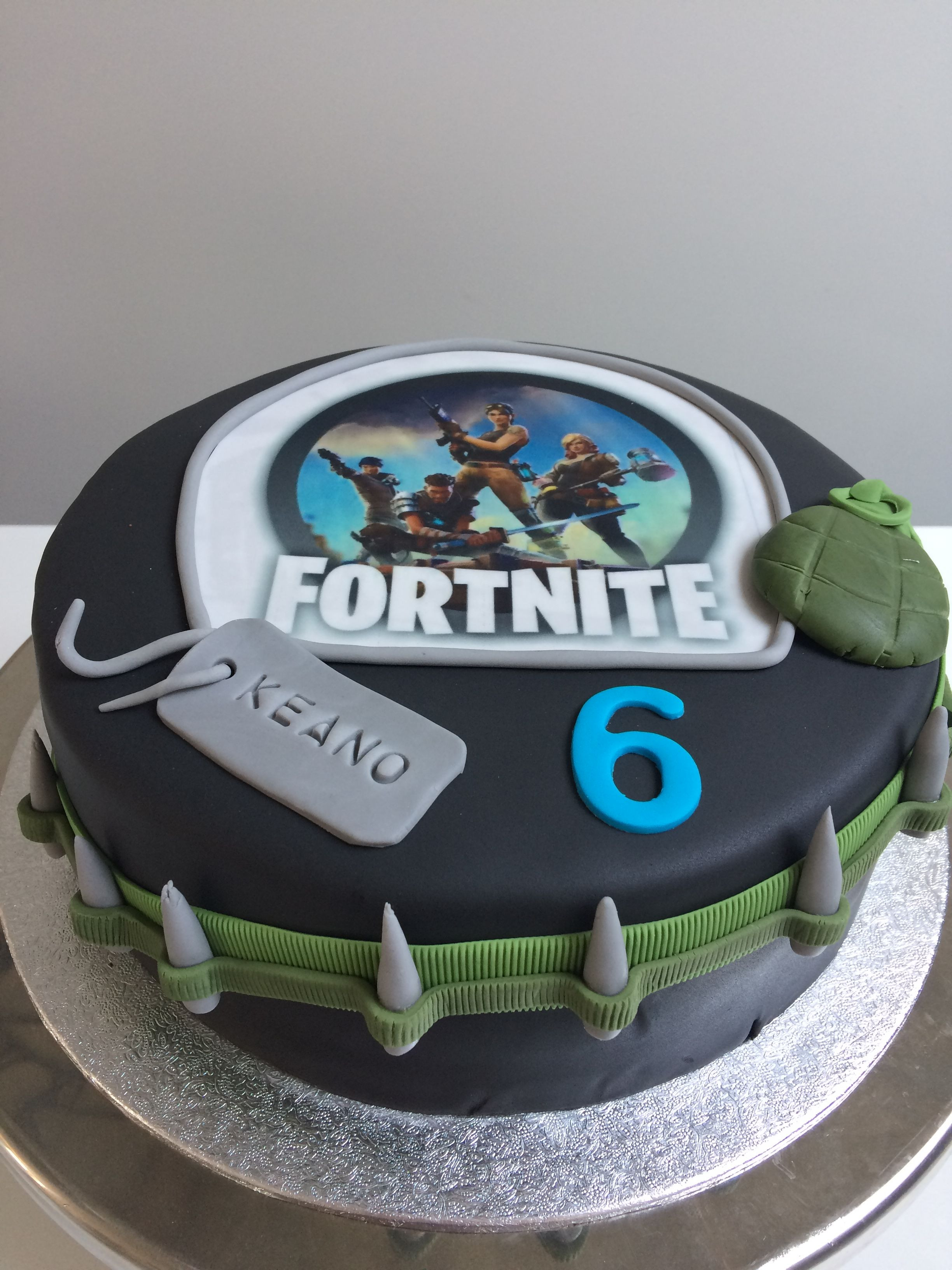 Fortnite Geburtstagstorte
 Fortnite PS4 Cake Bolos Festa