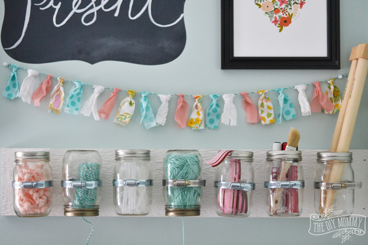 Foto Diy
 Make Hanging Mason Jar Craft Storage 12MonthsofDIY