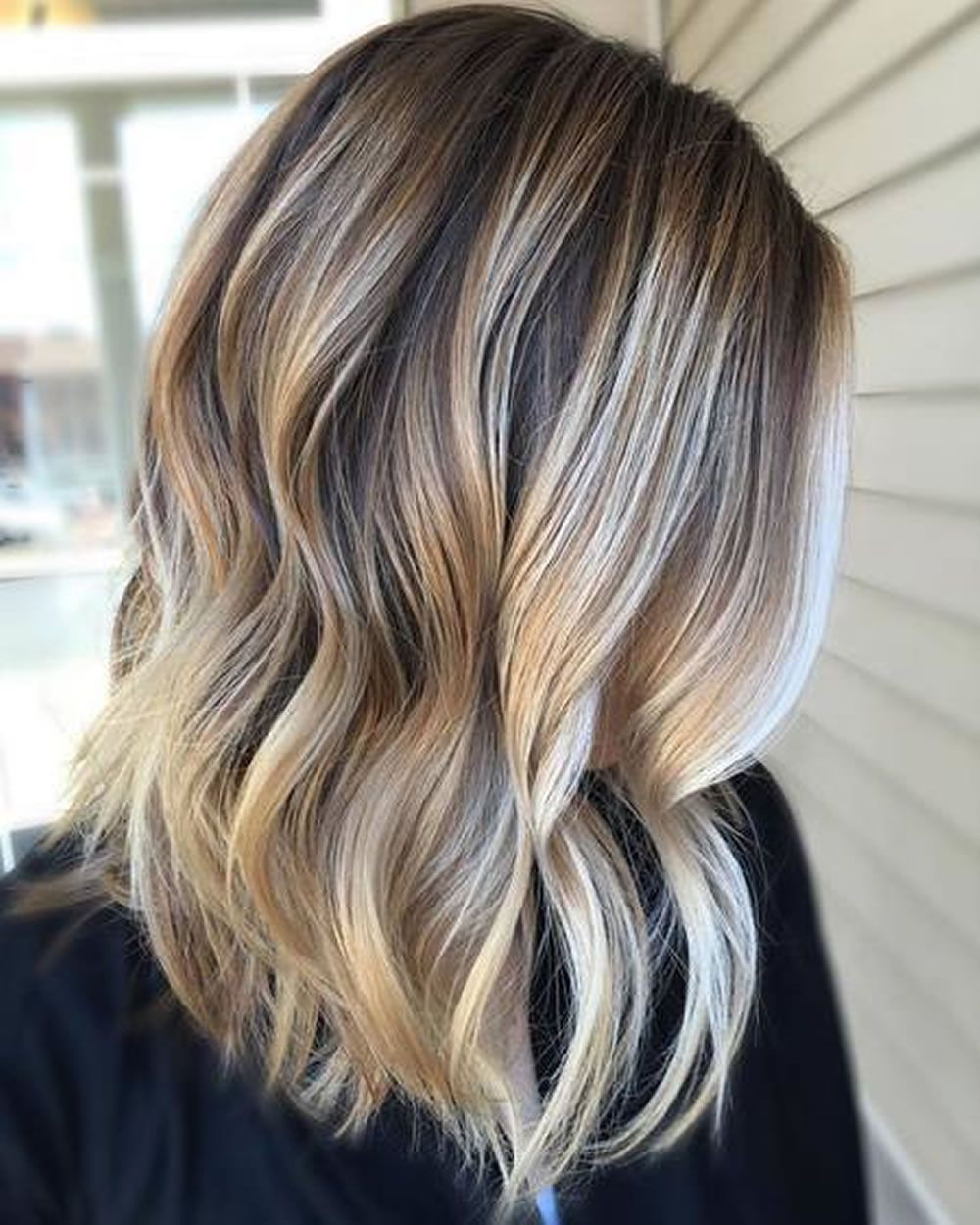 Frisuren 2019 Bob Ombre
 Ombre Colored Short Frisuren für den Sommer 2018 2019