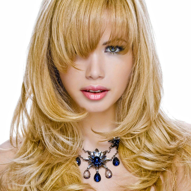 Frisuren Blond Lang
 Gestufte lange caramel blonde Haare Blonde lange Haare