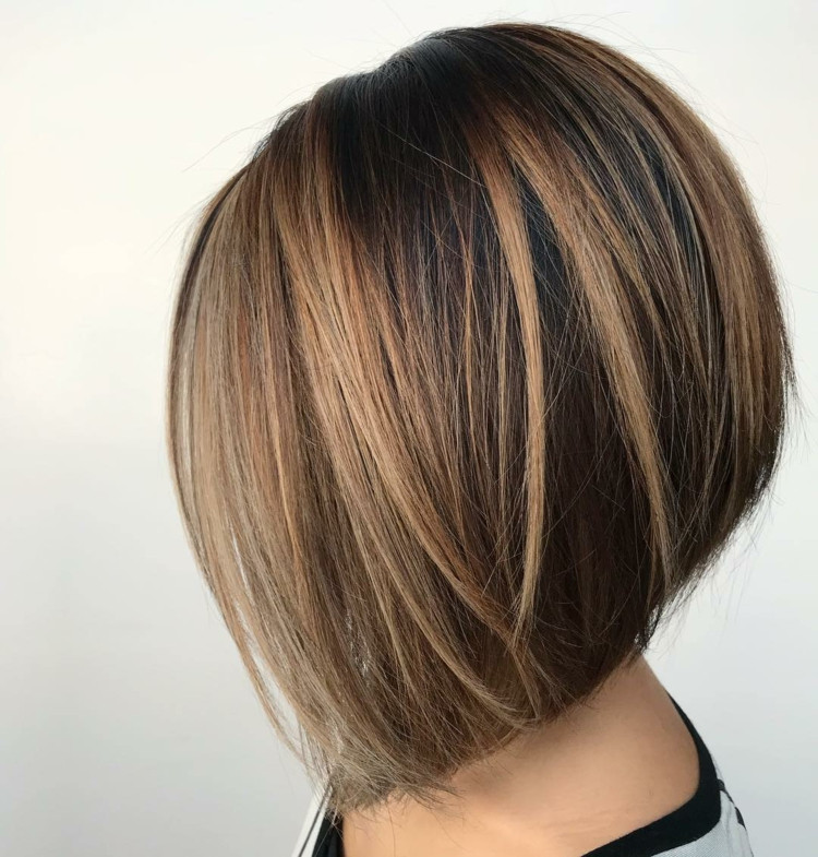 Frisuren Damen Bob
 Diese A Line Bob Haarschnitte sehen spektakulär aus und