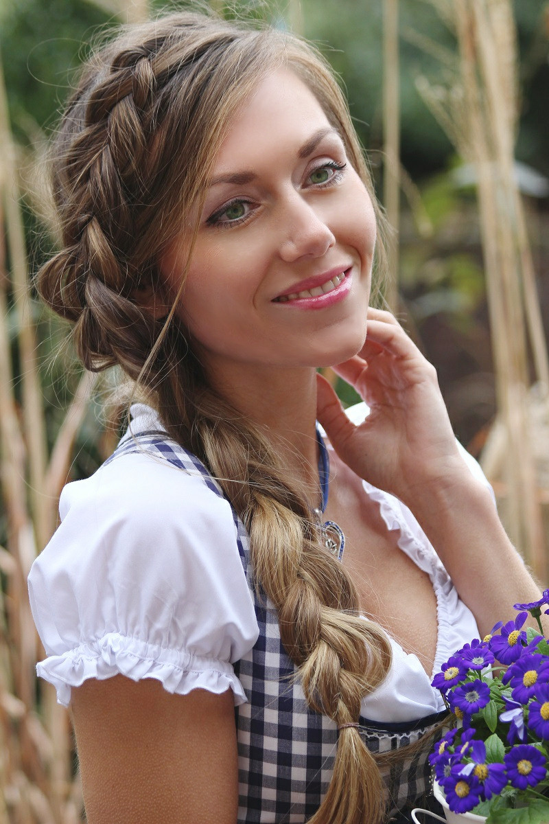 Frisuren Für Dirndl
 Dirndl Frisuren fürs Oktoberfest 30 Flechtfrisuren und