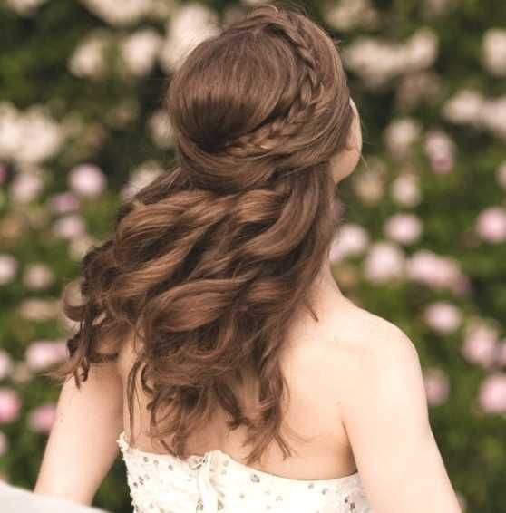 Frisuren Halboffen
 Die besten 25 Frisuren halboffen Ideen auf Pinterest