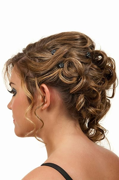 Frisuren Jugendweihe
 Hochsteckfrisuren schulterlanges haar hochzeit