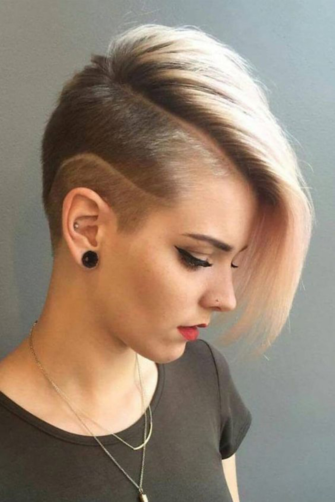 Frisuren Mit Undercut
 50 Ideen für Undercut Frauen zum Entlehnen und Nachmachen