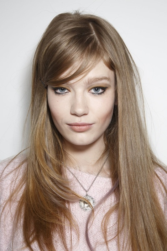 Frisuren Trend
 Frisuren Trends aus New York Der Seitenscheitel ist