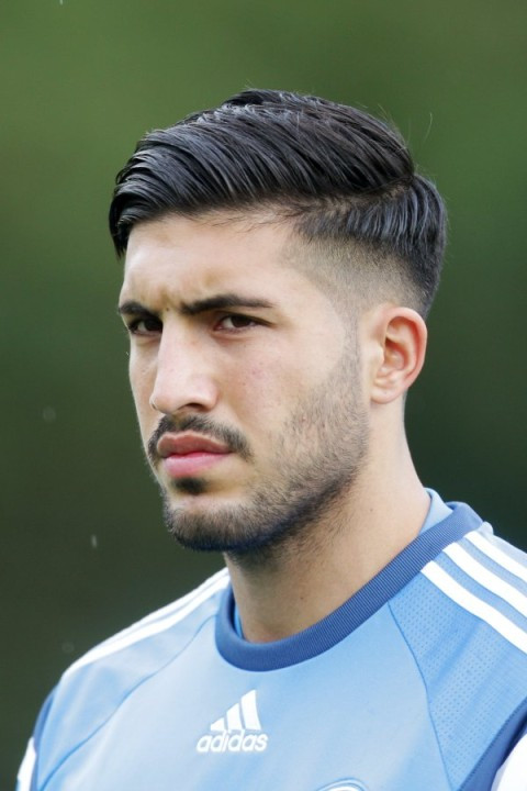 Fußball Frisuren
 Porträt Wer ist Emre Can Sport News Aktuelle