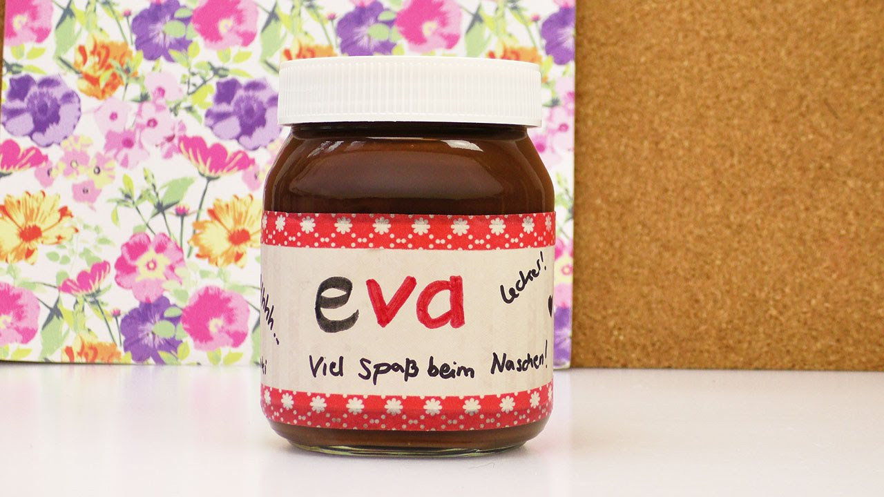 Geburtstagsgeschenk Idee
 Persönliches Nutella Glas als Geschenk gestalten