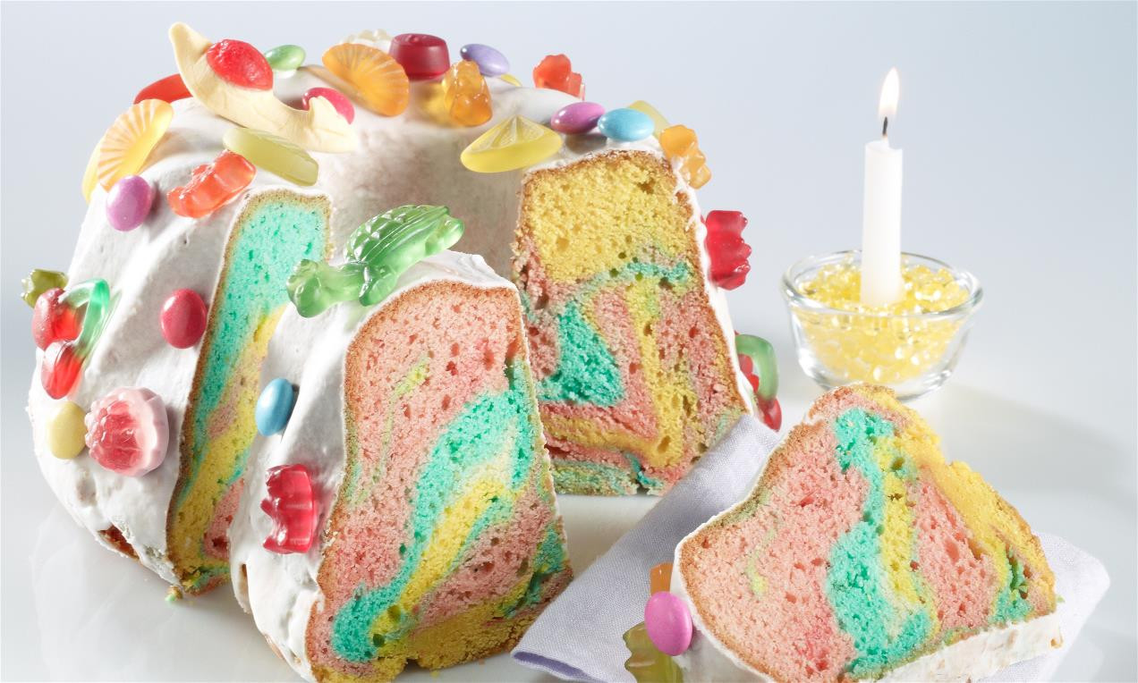 Geburtstagskuchen 1 Jahr
 Kunterbunter Geburtstagskuchen für Kinder Rezept