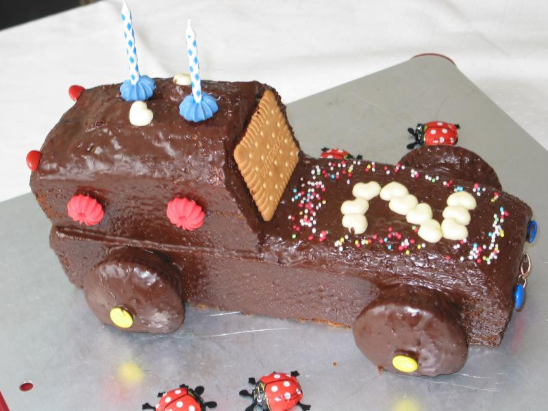 Geburtstagskuchen Auto
 Kuchen und Torten Fotoalbum