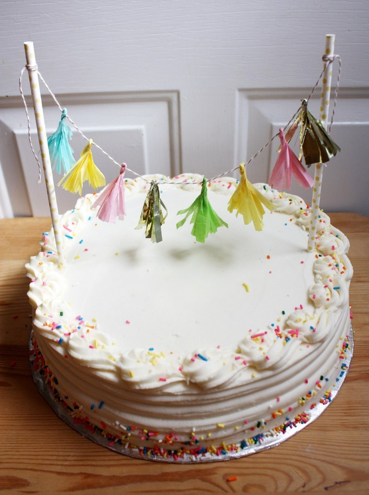 Geburtstagskuchen Deko
 DIY Projekte und Ideen für eine Kuchengirlande als