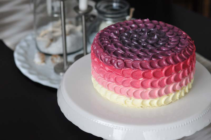 Geburtstagskuchen Mann
 Ombre Pink Petal Buttercreme Torte