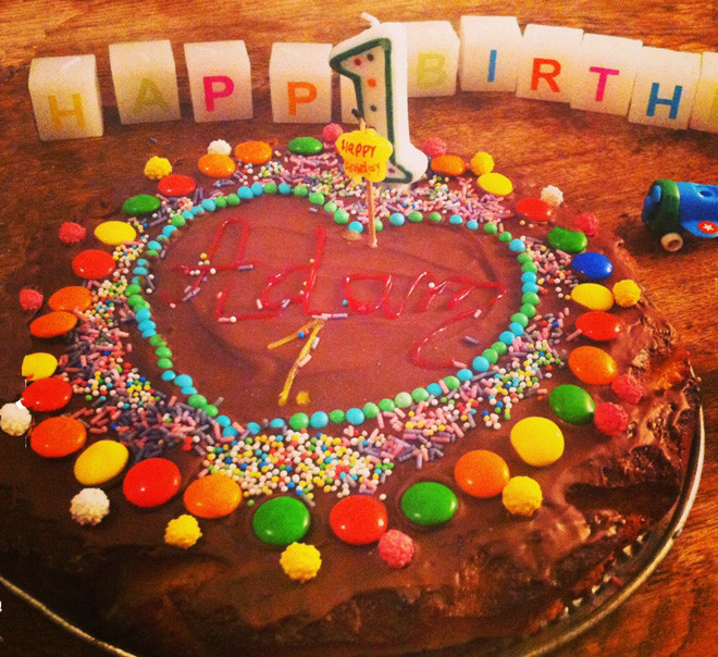 Geburtstagssprüche Kindergeburtstag
 Zum Geburtstag Kuchen