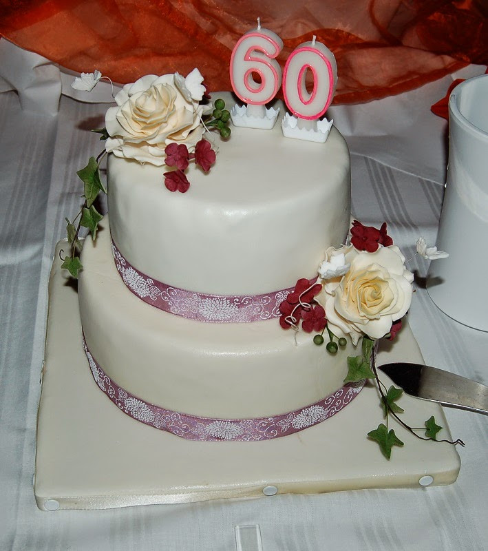 Geburtstagstorte 60 Jahre
 Natessimo s Süße Kunst Geburtstagstorte zum 60 ten Geburtstag
