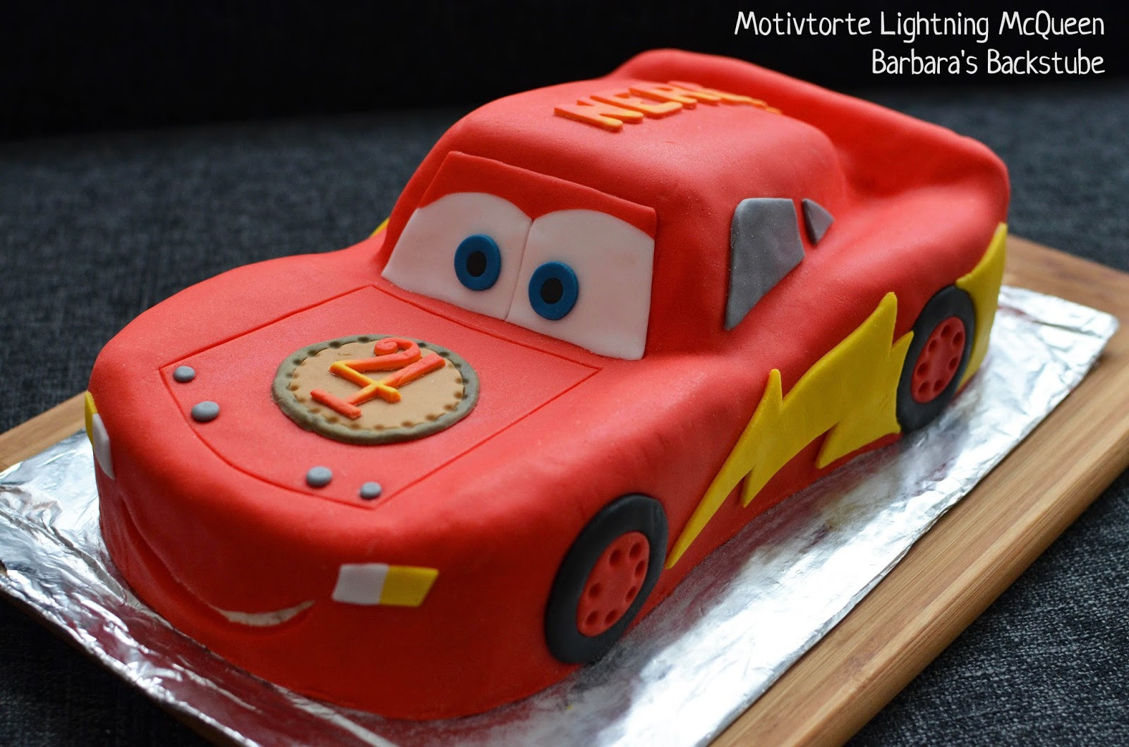 Geburtstagstorte Auto
 Barbara s Backstube Lightning McQueen Torte