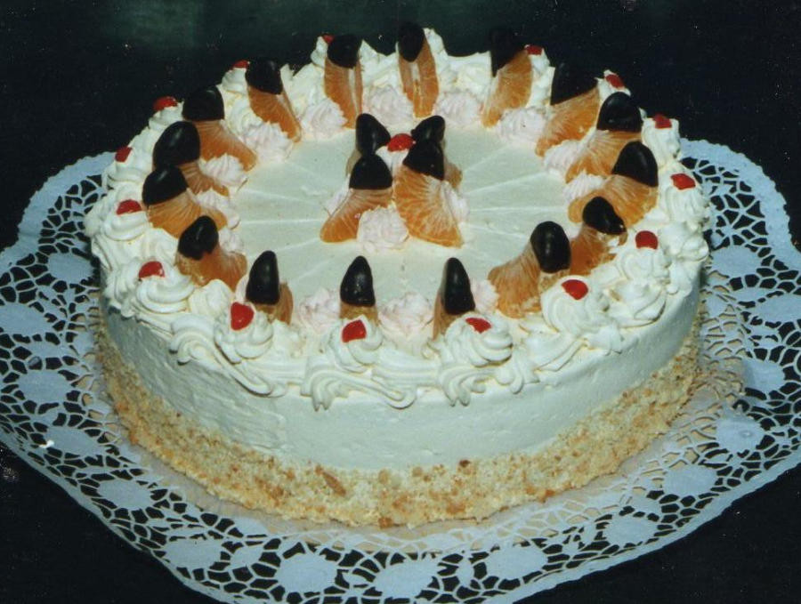 Geburtstagstorte Bestellen Hamburg
 Torten Lieferservice Buttercreme Torte online bestellen