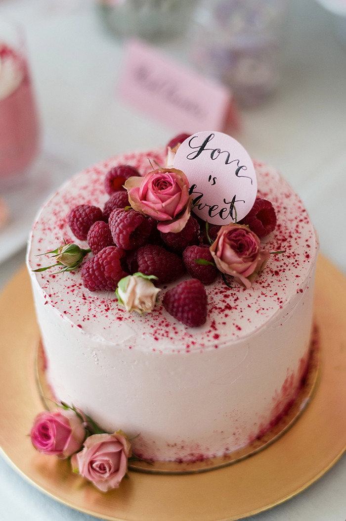Geburtstagstorte Für Frauen
 Ideen für Candybar und Hochzeitstorte
