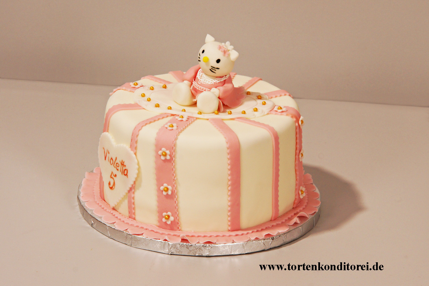 sonstige formen Geburtstagstorte Kind 1. Jahr
Hochzeitstorten Schlidt Hochzeitstorten Sonstige