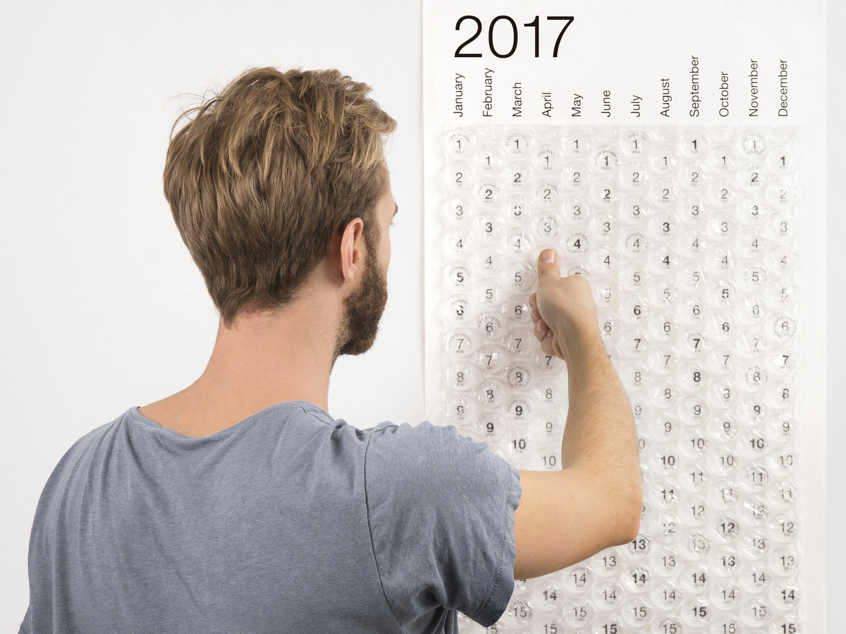 Geschenke 2017.Tv
 Luftpolster Kalender 2017 hier bei CoolStuff bestellen