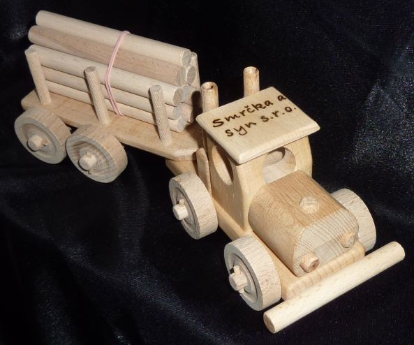 Geschenke Für Lkw Fahrer
 Geschenke für LKW Fahrer Holzspielzeug für Kinder LKW