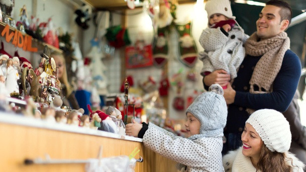 Geschenke Weihnachten Eltern
 Weihnachten 2016 So viel Geld geben Eltern für Geschenke aus