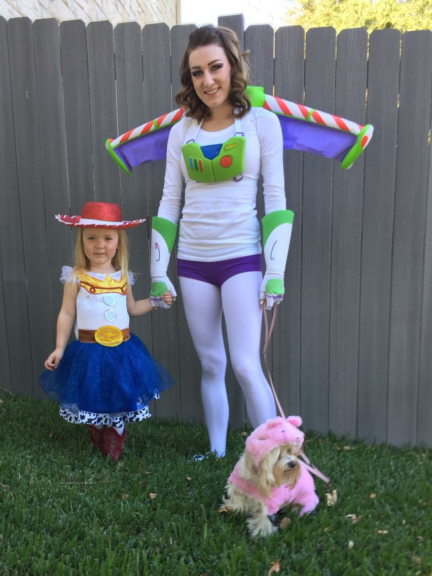 Halloween Kostüme Diy
 Halloween toy story costumes Jesse Buzz Lightyear and