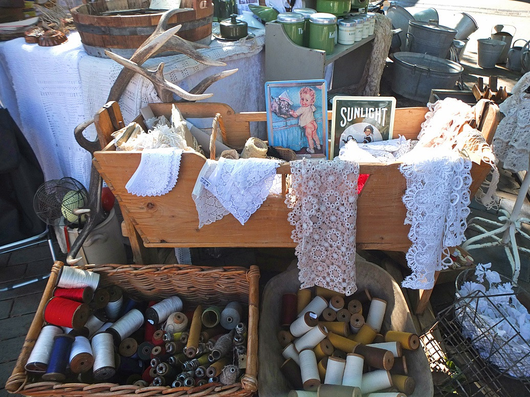 Handwerk
 Oud handwerk op antiekmarkt Apeldoorn