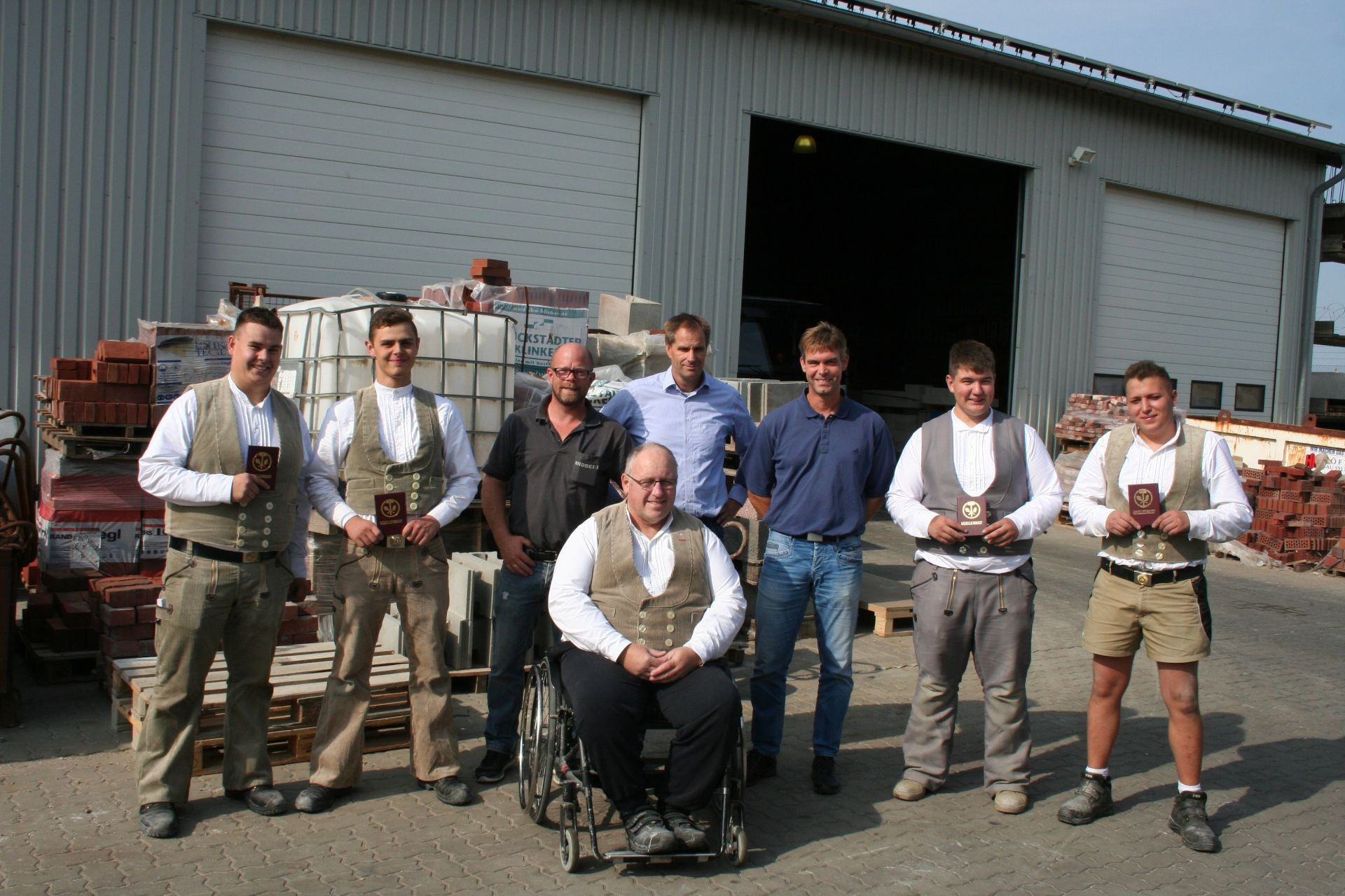 Handwerk Nordfriesland
 Freisprechung und Zwischenprüfung der Maurer auf Sylt