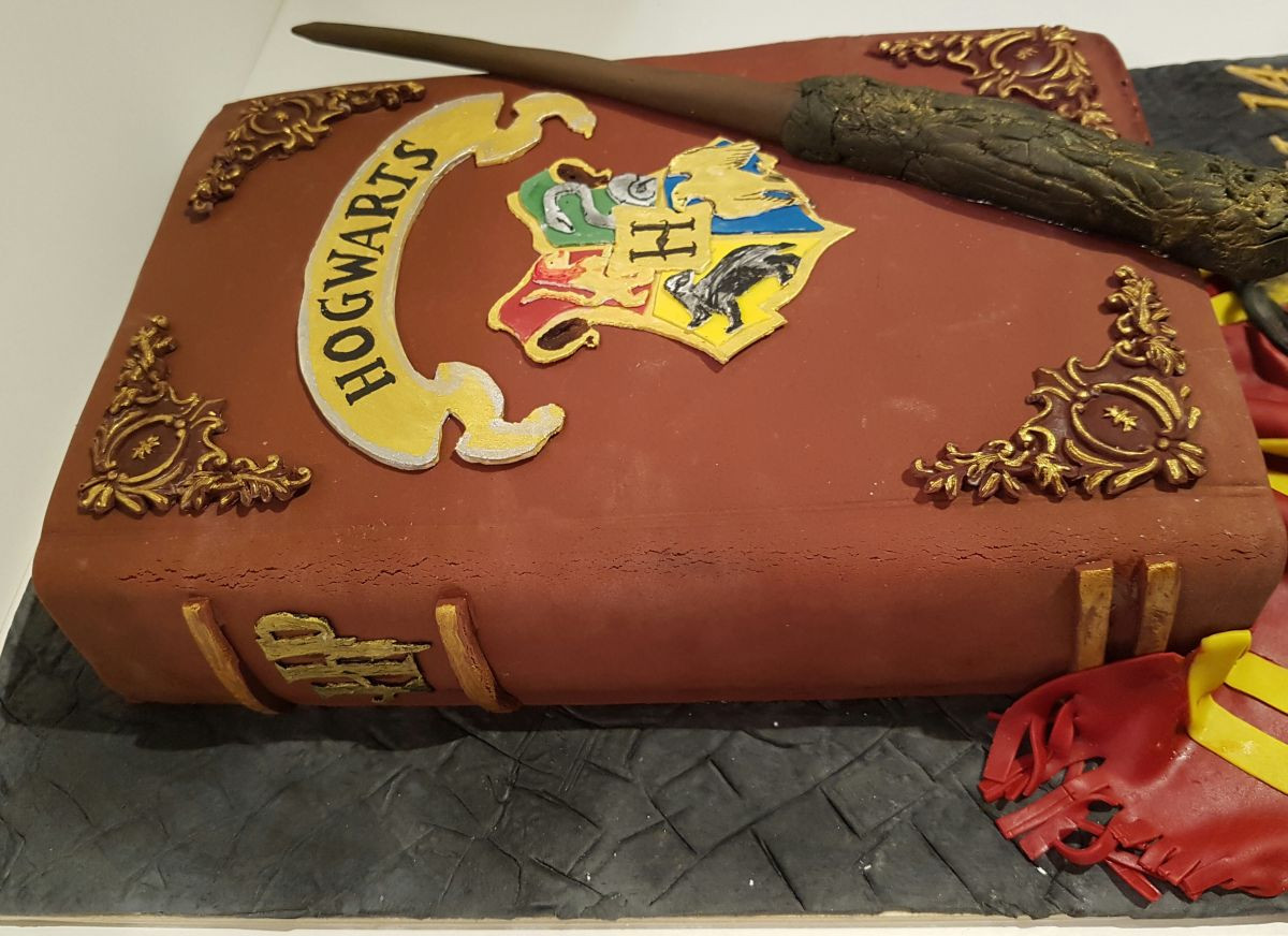 Harry Potter Geburtstagstorte
 Harry Potter Buchtorte
