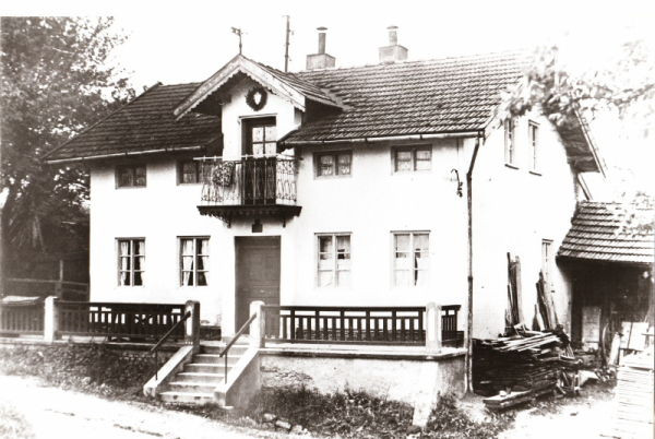 Haus 73
 Isen in alten Ansichten Galerien