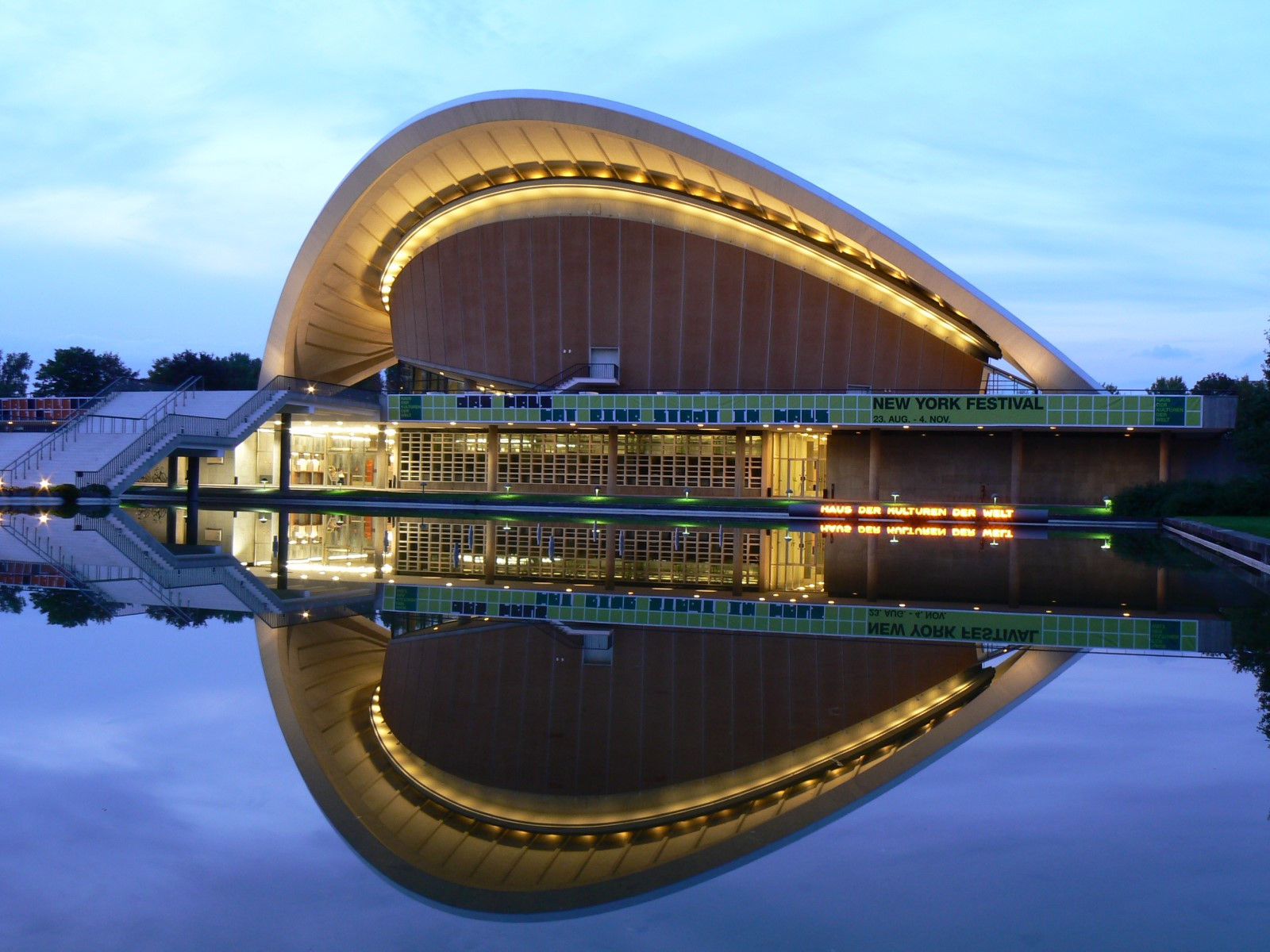 Haus Der Kulturen Der Welt
 File Haus der Kulturen der Welt Berlin2007 Wikimedia