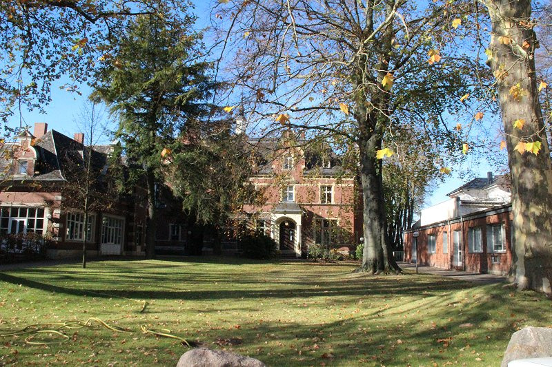 Haus Kaufen Wannsee
 Nikolassee und Wannsee in Buchreihe “Denkmaltopographie