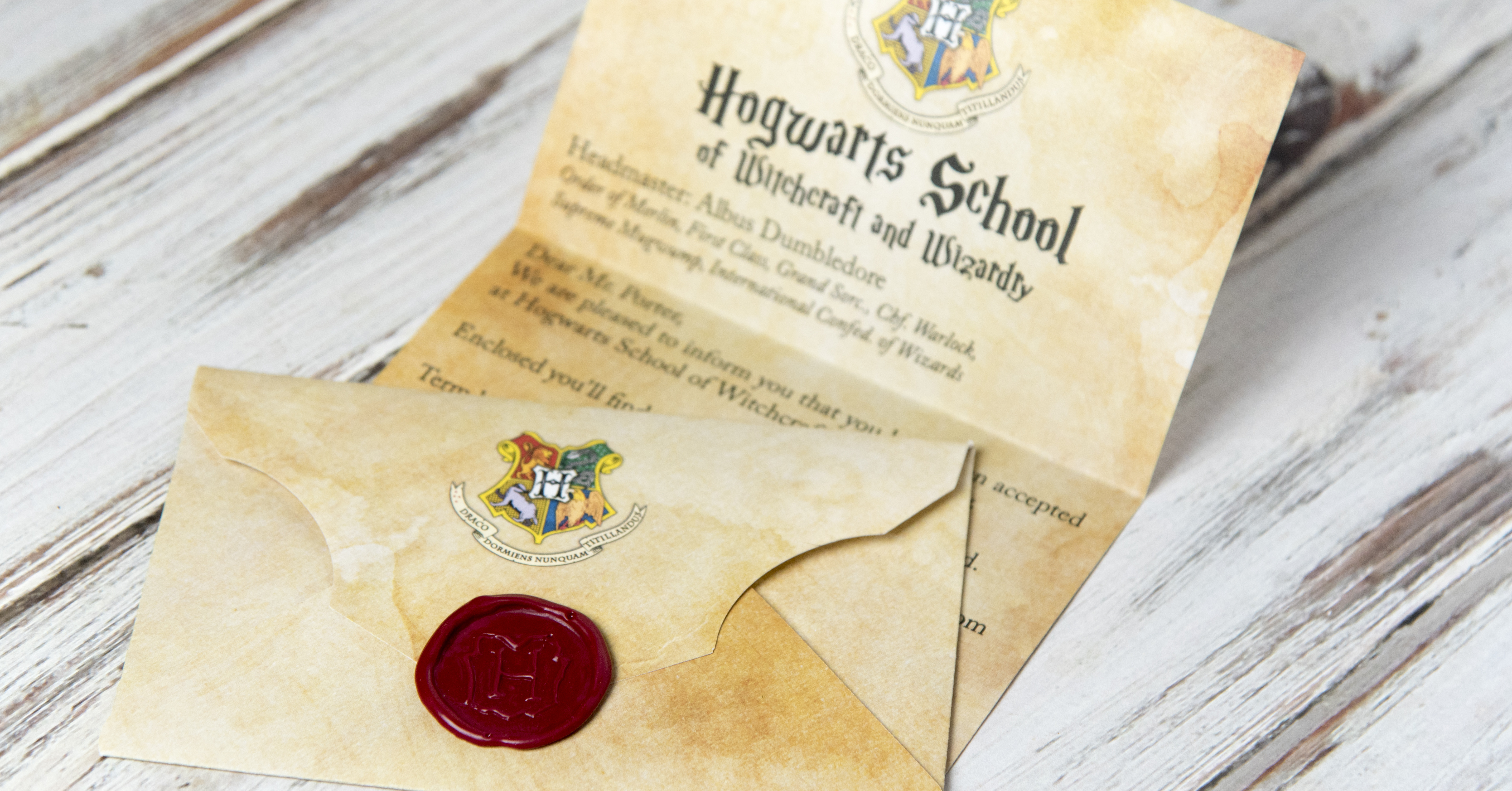 Hogwarts Letter Diy
 Make your own Free Printable and Customizable Hogwarts Letter