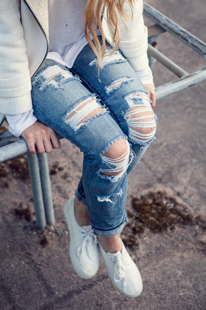 Jeans Diy
 Martina M DIY Shredded jeans