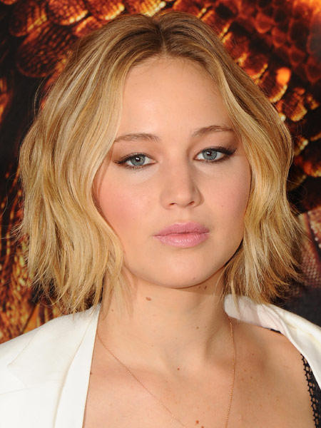 Jennifer Lawrence Frisuren
 Jennifer Lawrence zeigt besten Ideen für Bob Frisuren