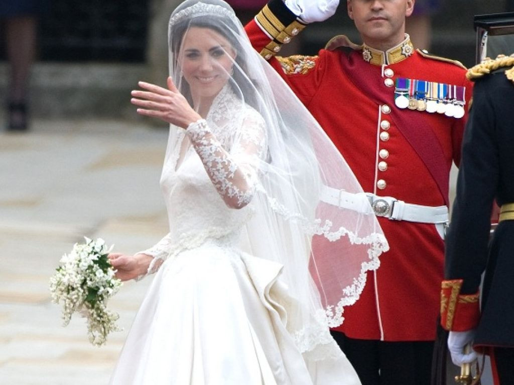 Kate Middleton Hochzeitskleid
 Fotos Kates Brautkleid war DER Hingucker