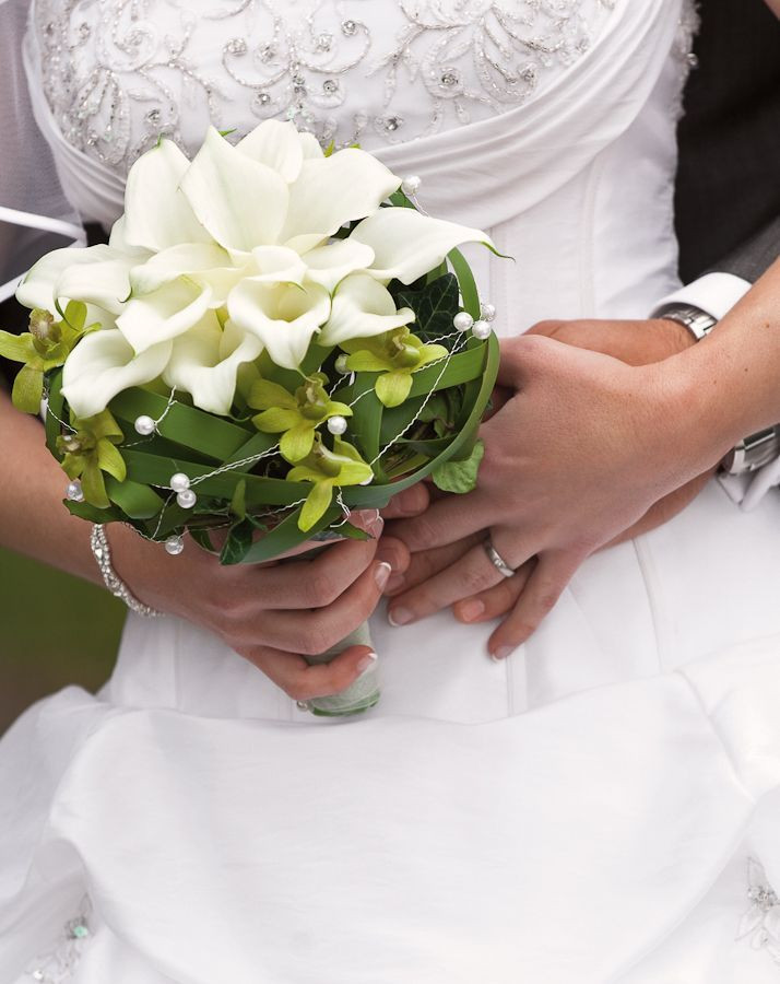 Kleiner Brautstrauß Standesamt
 Brautsträuße Creme und Weiß