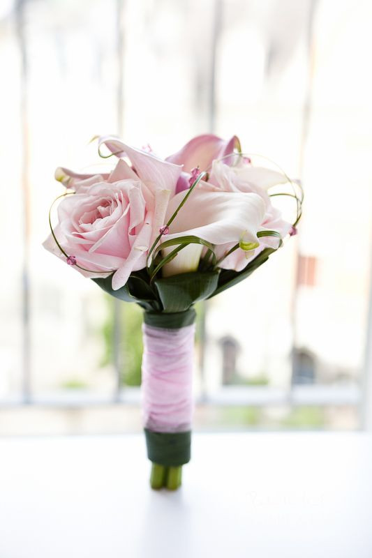 Kleiner Brautstrauß Standesamt
 cute little pink rose wedding flower by c radmila kerl