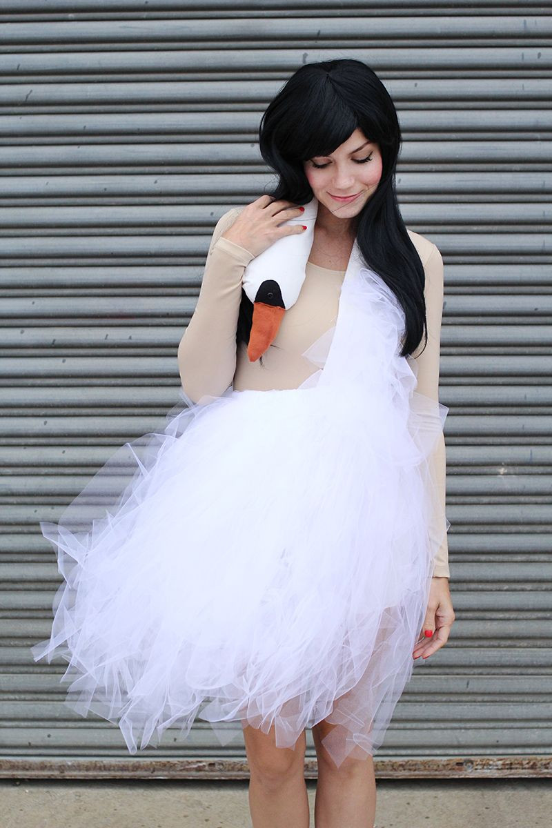 Kostüm Diy
 Bjork Swan Dress Costume Tutorial alaaaaaaaaaf
