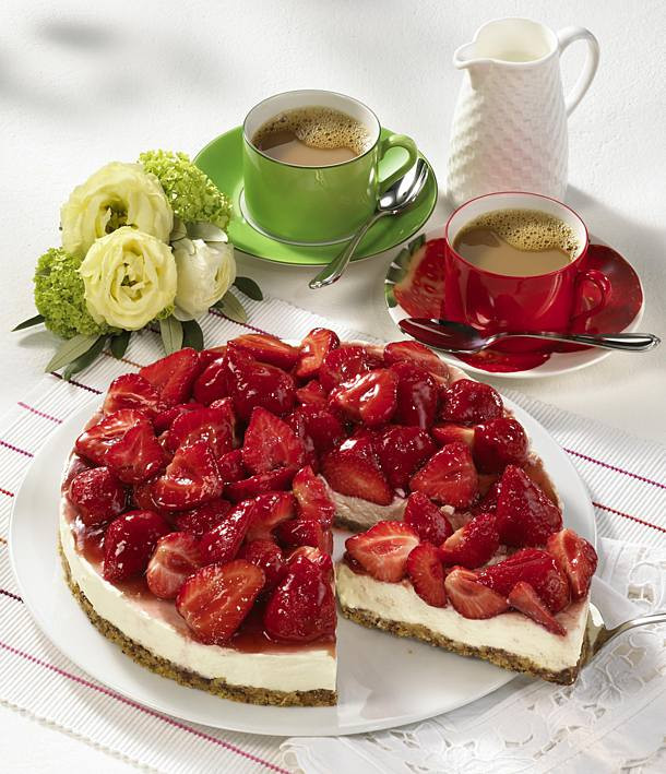 Kuchen Ohne Backen
 Erdbeer Mascarpone Kuchen ohne Backen Rezept