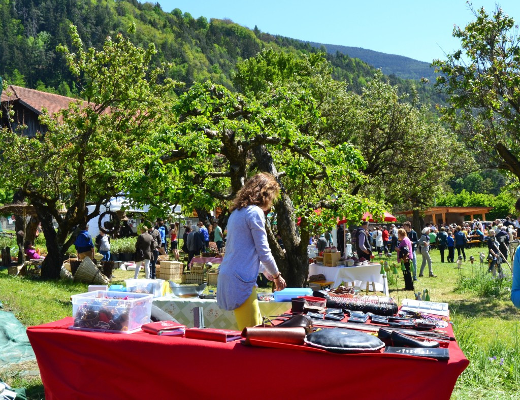 Kunst Und Handwerk
 Kunst und Handwerk im Garten Staudenpara s Brixen