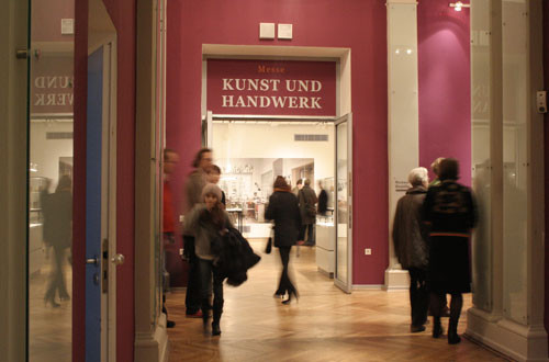 Kunst Und Handwerk Rastede
 Messe Kunst und Handwerk im MKG Hamburg FLAIR fashion & home